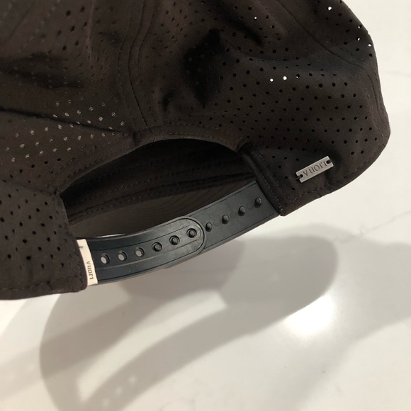 Vuori Blue and Black Hats BUNDLE - Picture 7 of 8